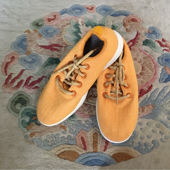 Allbirds Wool Runner Shoes Sol Bright Yellow Orange Color LIMITED EDITION Sz 9 - Picture 3 of 11
